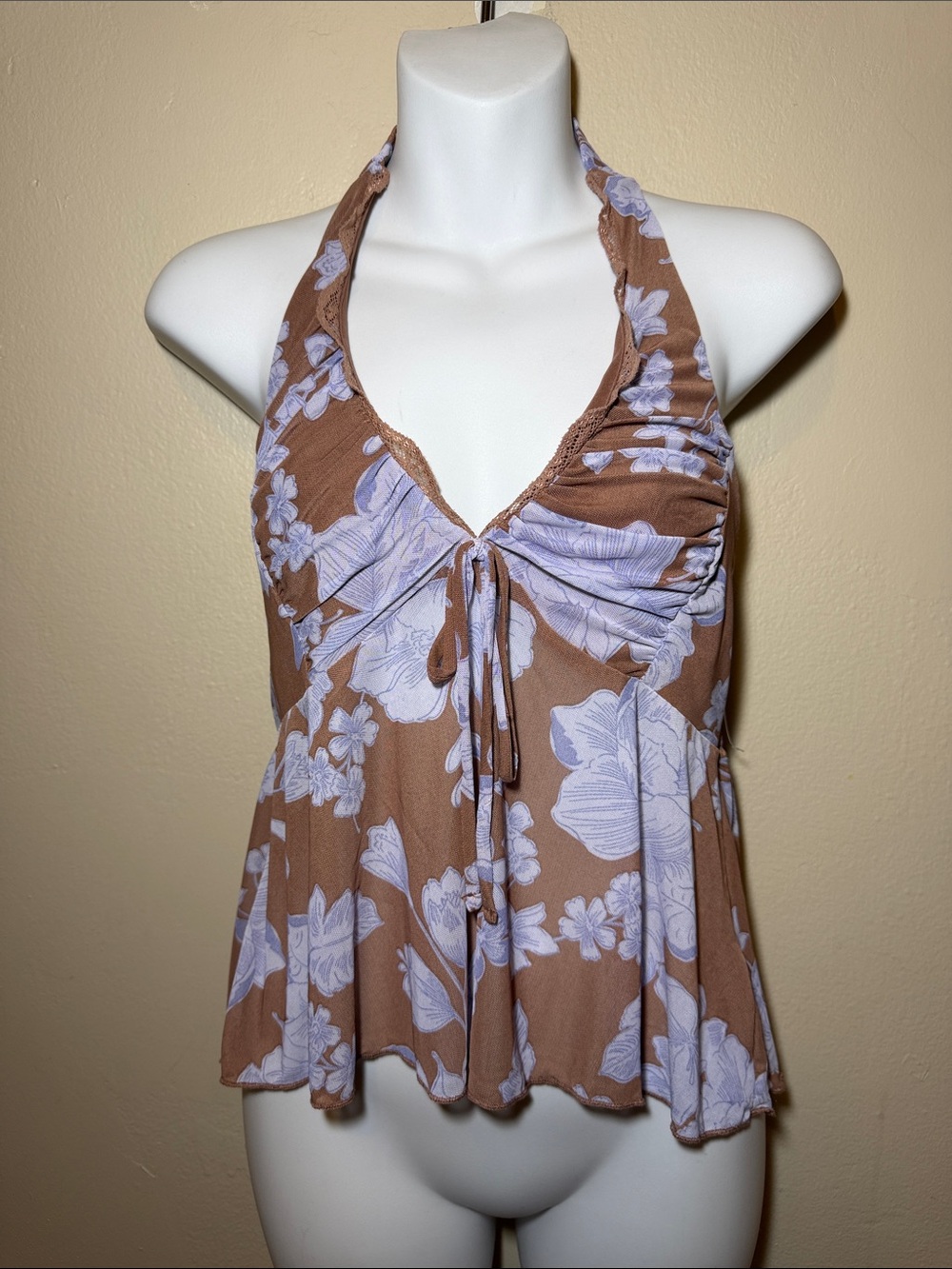 Sleeveless Halter Floral Tie-Front Blouse in Brown & Light Purple